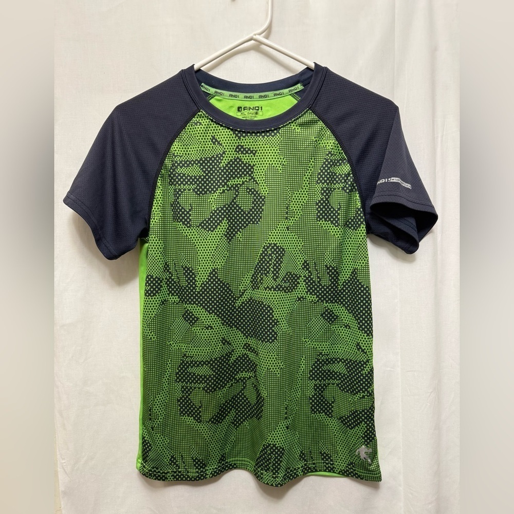 And1 Neon Green and Black T-Shirt Boys XL 14-16     0136